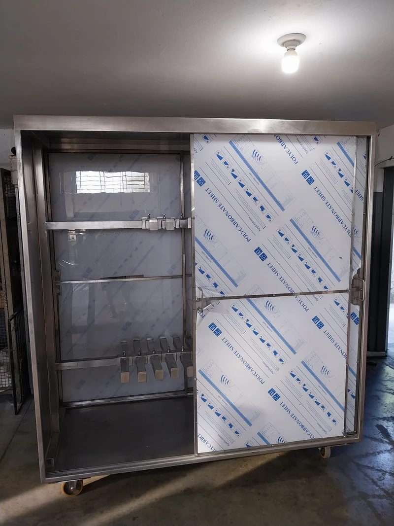 Armário em Aço Inox