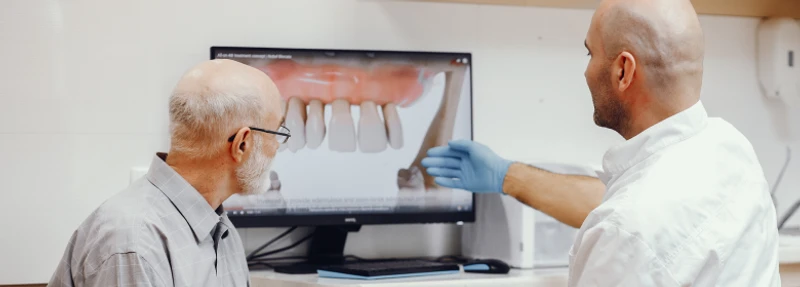 Implante dentário dói?