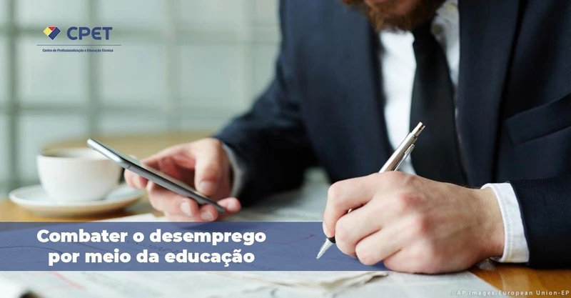 Combater o desemprego por meio da educação