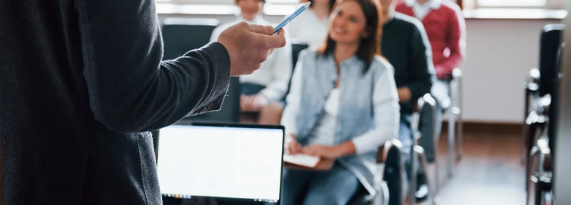 Qual a diferença entre curso Técnico e a faculdade?