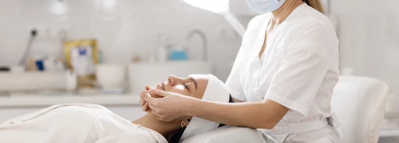 Técnico em estética e cosmetologia: tem diferença? 